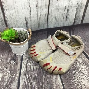 Vibram FiveFingers Outdoor Shoes EUR 39 US 7.5-8